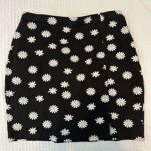 Floral mini skirt